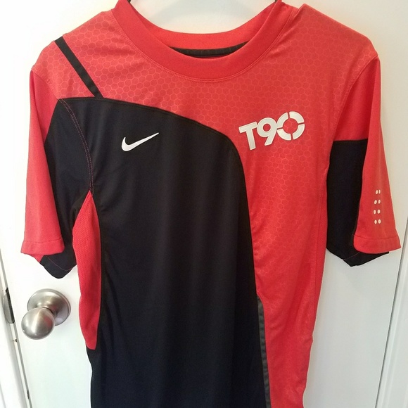 nike total 90 t shirts